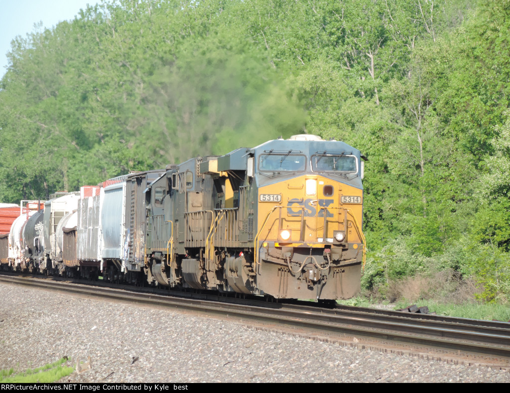 CSX 5314 on Q560